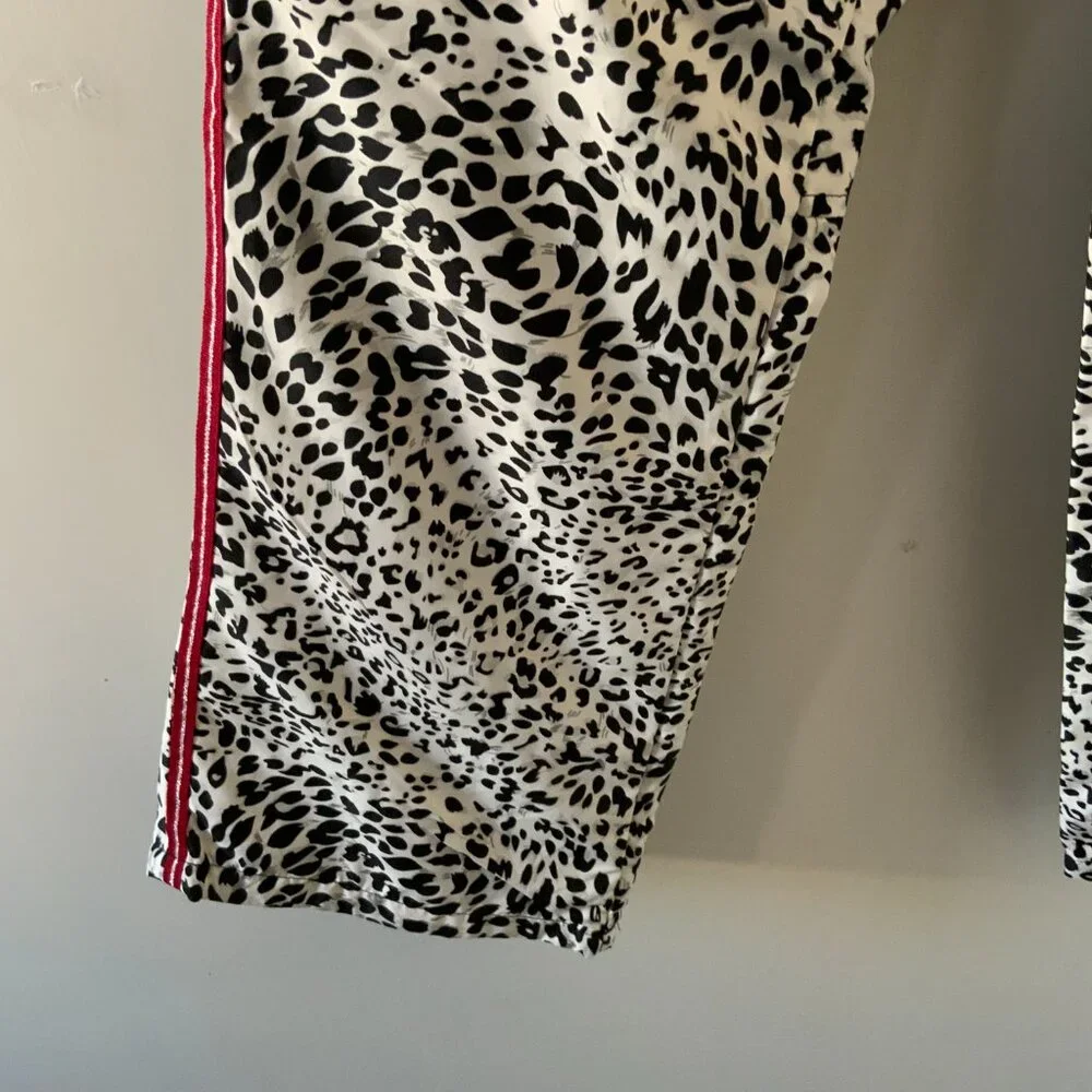 The Children's Place, Sz 14 kids, Cheetah spots sweatpants.